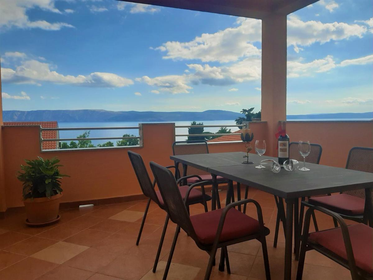 Cozy Apartments With Sea View Новий Винодольський Екстер'єр фото