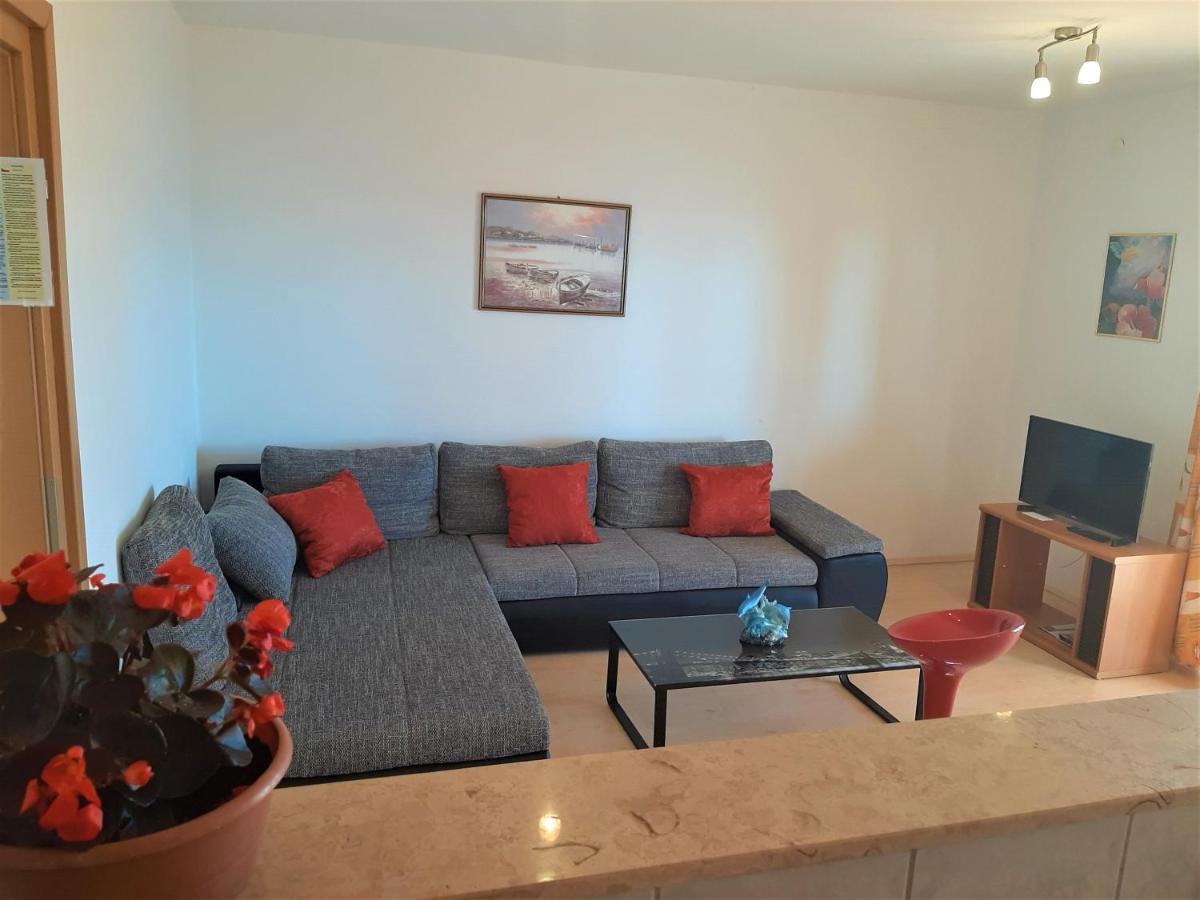Cozy Apartments With Sea View Новий Винодольський Екстер'єр фото